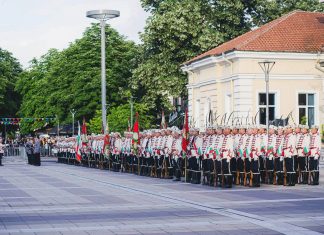 Отбелязваме 75 години Авиобаза Безмер и 40 години с щурмовиците Су-25