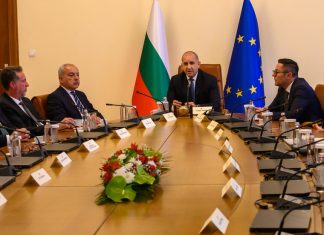 Властта затяга митническия контрол, готвят и забрана за реклама на хазарта