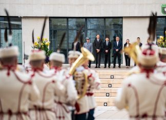 Авиопоздрав и гвардейски спектакли за 75-тата годишнина на АБ „Безмер“